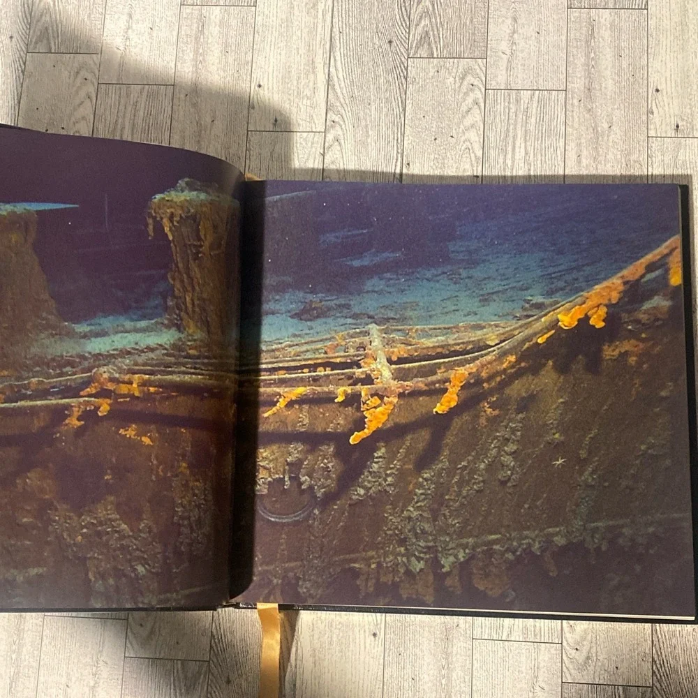Easton Press TITANIC THE LAST GREAT IMAGES *Signed By Dr Robert Ballard* LEATHER